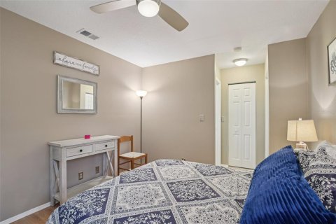 Casa en venta en Tarpon Springs, Florida, 2 dormitorios, 88.26 m2 № 2107208 - foto 11