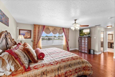 House in Cooper City, Florida 5 bedrooms, 326.09 sq.m. № 2181136 - photo 25