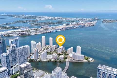 Copropriété à vendre à Miami, Floride: 2 chambres, 113.62 m2 № 1850684 - photo 2