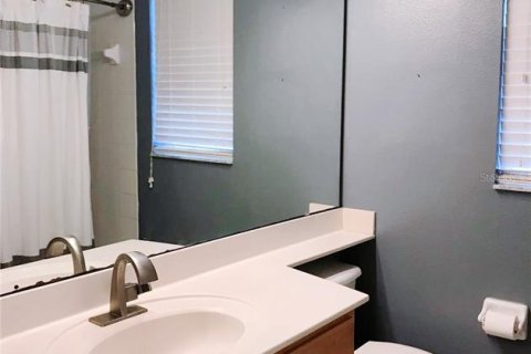 Villa ou maison à louer à Orlando, Floride: 3 chambres, 145.86 m2 № 2337466 - photo 5