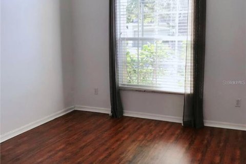 Villa ou maison à louer à Orlando, Floride: 3 chambres, 145.86 m2 № 2337466 - photo 6