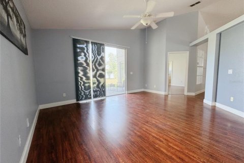 Villa ou maison à louer à Orlando, Floride: 3 chambres, 145.86 m2 № 2337466 - photo 16