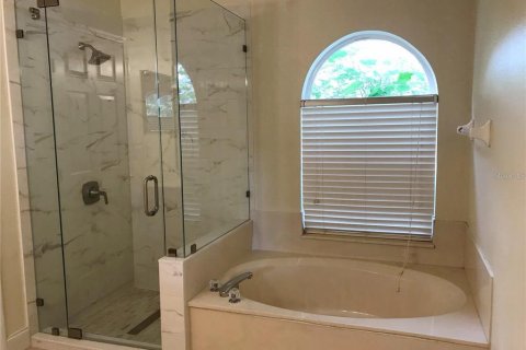 Villa ou maison à louer à Orlando, Floride: 3 chambres, 145.86 m2 № 2337466 - photo 11
