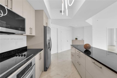 Купить кондоминиум в Авентура, Флорида 2 спальни, 133.04м2, № 1990122 - фото 10