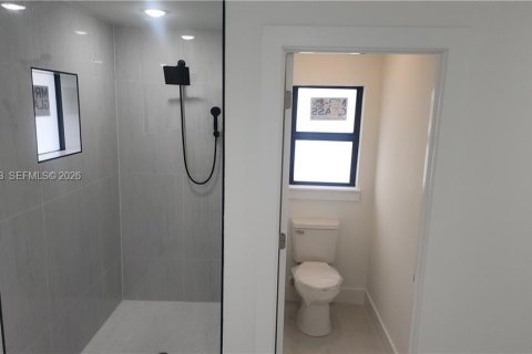 Снять в аренду виллу или дом в Лихай-Эйкерс, Флорида 3 спальни, № 1997725 - фото 10