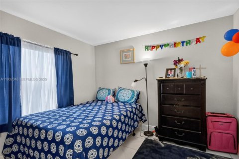 Купить виллу или дом в Мирамар, Флорида 3 спальни, 155.33м2, № 1990687 - фото 21