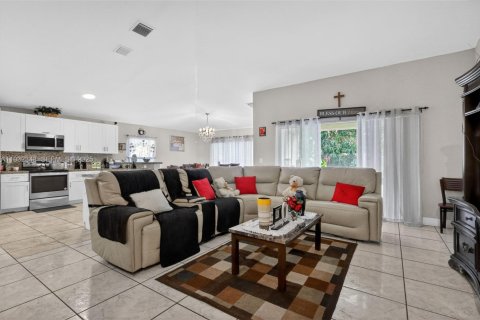 Купить виллу или дом в Мирамар, Флорида 3 спальни, 155.33м2, № 1990687 - фото 4