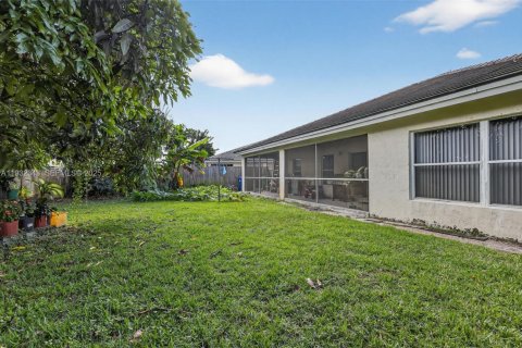 Купить виллу или дом в Мирамар, Флорида 3 спальни, 155.33м2, № 1990687 - фото 30