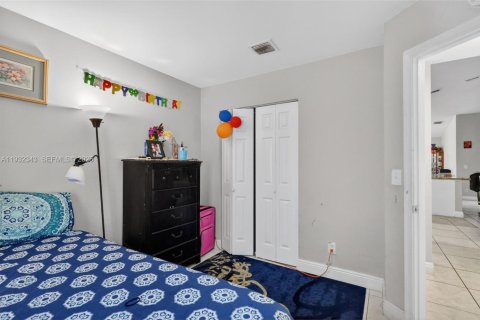 Купить виллу или дом в Мирамар, Флорида 3 спальни, 155.33м2, № 1990687 - фото 22