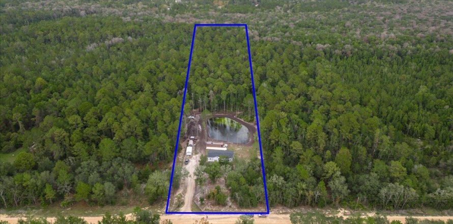 House in Keystone Heights, Florida 3 bedrooms, 154.31 sq.m. № 867943