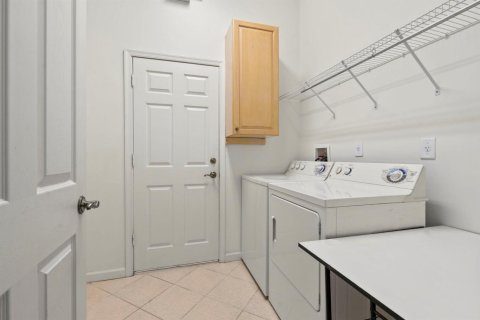 Villa ou maison à vendre à Port St. Lucie, Floride: 4 chambres, 222.97 m2 № 2319930 - photo 30