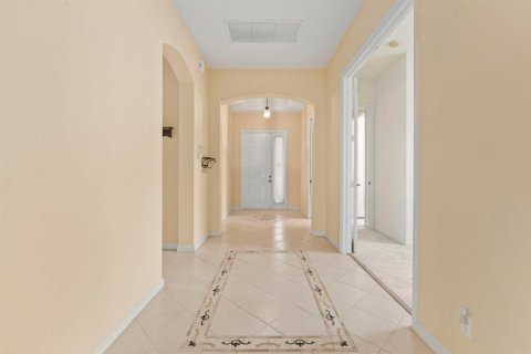 Villa ou maison à vendre à Port St. Lucie, Floride: 4 chambres, 222.97 m2 № 2319930 - photo 6