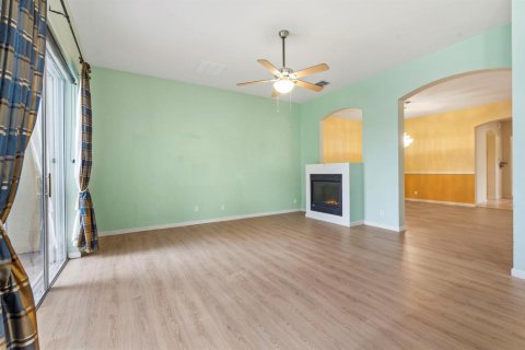 Villa ou maison à vendre à Port St. Lucie, Floride: 4 chambres, 222.97 m2 № 2319930 - photo 12