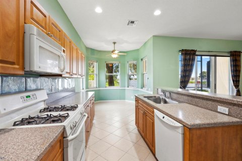 Villa ou maison à vendre à Port St. Lucie, Floride: 4 chambres, 222.97 m2 № 2319930 - photo 24