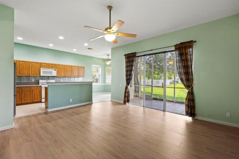 Villa ou maison à vendre à Port St. Lucie, Floride: 4 chambres, 222.97 m2 № 2319930 - photo 28