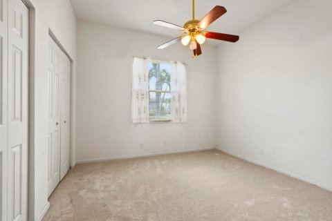 Villa ou maison à vendre à Port St. Lucie, Floride: 4 chambres, 222.97 m2 № 2319930 - photo 29