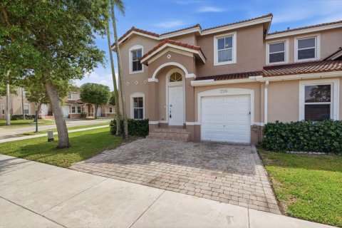 Touwnhouse à vendre à Homestead, Floride: 4 chambres, 188.41 m2 № 2083981 - photo 2