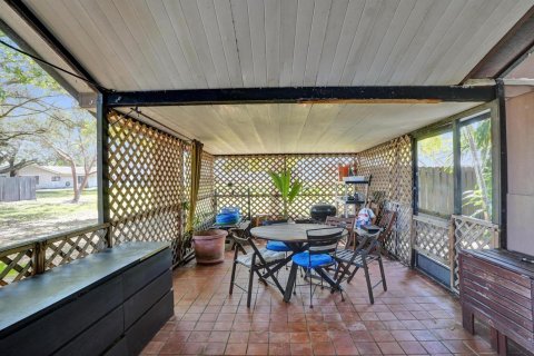 Villa ou maison à vendre à Cooper City, Floride: 3 chambres, 153.66 m2 № 2085203 - photo 19