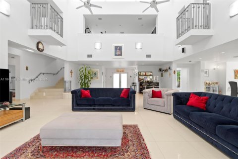 Villa ou maison à vendre à South Miami, Floride: 5 chambres, 528.89 m2 № 2056855 - photo 24