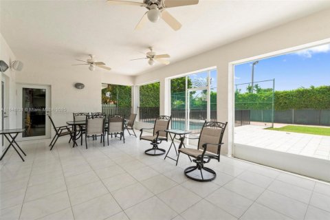 Casa en venta en South Miami, Florida, 5 dormitorios, 528.89 m2 № 2056855 - foto 2