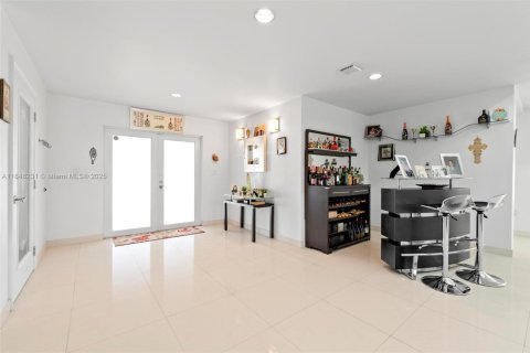 Villa ou maison à vendre à South Miami, Floride: 5 chambres, 528.89 m2 № 2056855 - photo 20