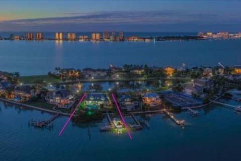 Купить виллу или дом в Бель-Эйр, Флорида 3 комнаты, 492.01м2, № 2213135 - фото 3