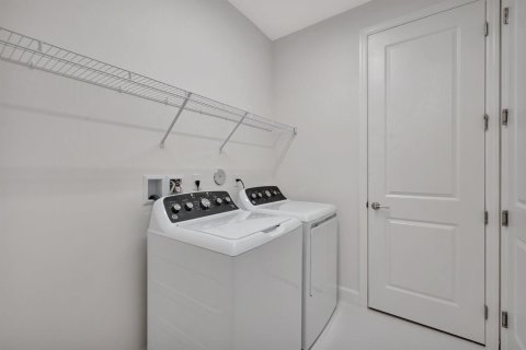 House in Port St. Lucie, Florida 2 bedrooms, 162.86 sq.m. № 2088394 - photo 26