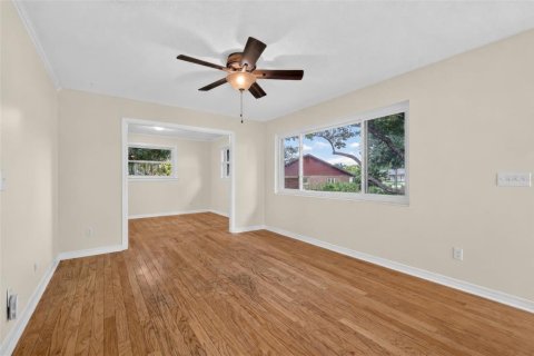 Villa ou maison à vendre à Eustis, Floride: 3 chambres, 120.49 m2 № 2413788 - photo 6
