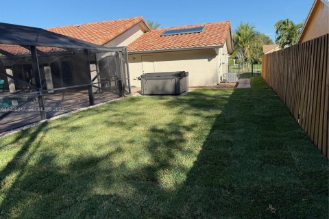 Casa en alquiler en Boca Raton, Florida, 3 dormitorios, 246.66 m2 № 1989128 - foto 30