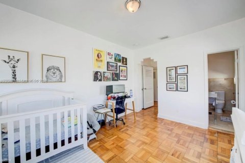 Снять в аренду квартиру в Майами-Бич, Флорида 2 спальни, 157.93м2, № 2260673 - фото 10