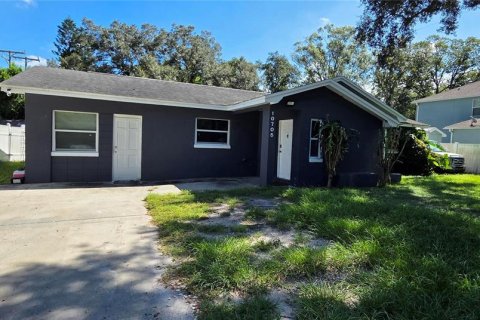 House in Tampa, Florida 3 bedrooms, 133.97 sq.m. № 2379452