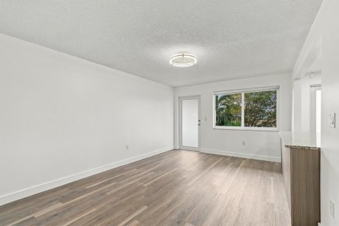 Copropriété à louer à Miami Gardens, Floride: 1 chambre, 72 m2 № 2386944 - photo 7
