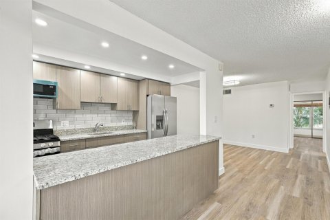 Copropriété à louer à Miami Gardens, Floride: 1 chambre, 72 m2 № 2386944 - photo 13
