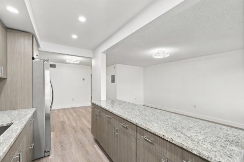 Copropriété à louer à Miami Gardens, Floride: 1 chambre, 72 m2 № 2386944 - photo 11
