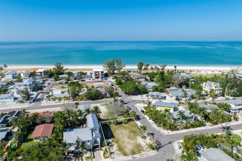 Terreno en venta en Anna Maria, Florida № 1916726 - foto 1