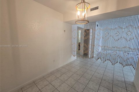 Copropriété à louer à Lauderhill, Floride: 2 chambres, 93.18 m2 № 2063760 - photo 12