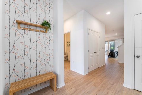 Adosado en venta en Davenport, Florida, 4 dormitorios, 202.9 m2 № 1416448 - foto 2