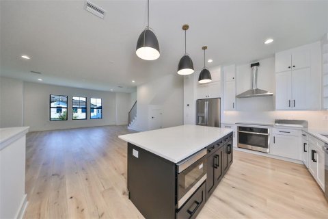 Touwnhouse à louer à Tampa, Floride: 4 chambres, 227.61 m2 № 2097830 - photo 5