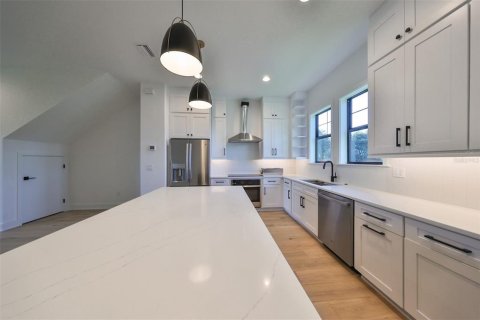 Touwnhouse à louer à Tampa, Floride: 4 chambres, 227.61 m2 № 2097830 - photo 4