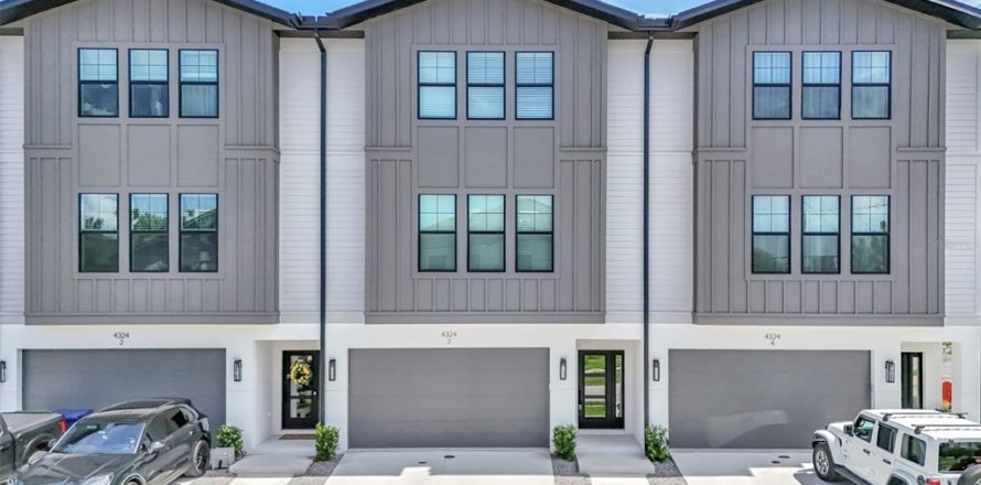 Touwnhouse à Tampa, Floride 4 chambres, 227.61 m2 № 2097830