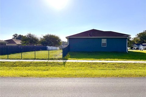 House in Ocala, Florida 3 bedrooms, 185.8 sq.m. № 2094660 - photo 3