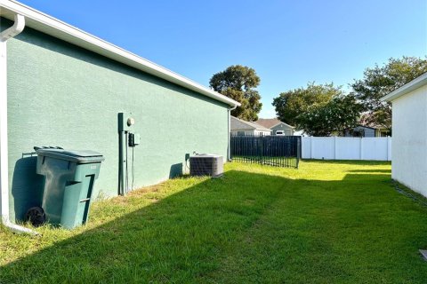 House in Ocala, Florida 3 bedrooms, 185.8 sq.m. № 2094660 - photo 4