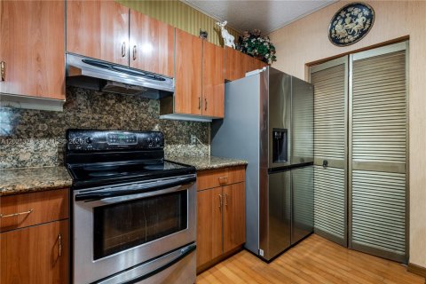 Copropriété à louer à Aventura, Floride: 2 chambres, 102.19 m2 № 2256901 - photo 13