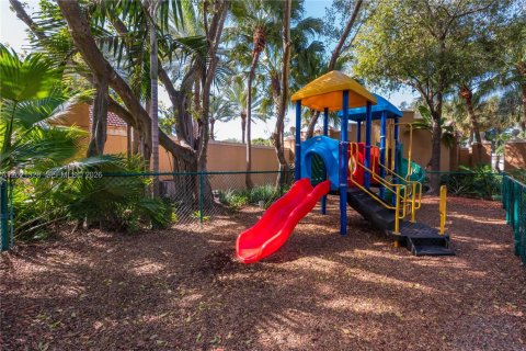 Copropriété à louer à Aventura, Floride: 2 chambres, 102.19 m2 № 2256901 - photo 29
