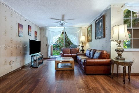 Copropriété à louer à Aventura, Floride: 2 chambres, 102.19 m2 № 2256901 - photo 4