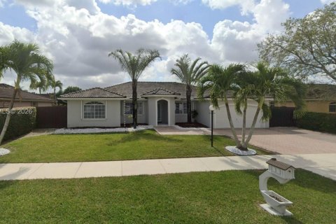 Immobilier commercial à Miami, Floride 1 chambre № 2063200