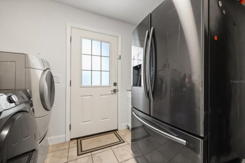 Villa ou maison à vendre à Grand Island, Floride: 4 chambres, 240.25 m2 № 2196701 - photo 12