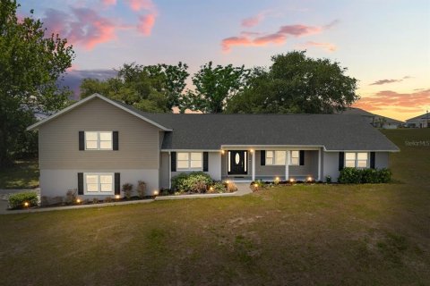 Villa ou maison à Grand Island, Floride 4 chambres, 240.25 m2 № 2196701
