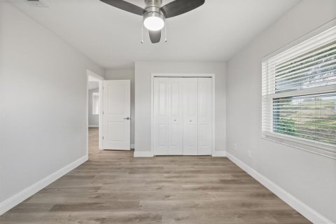 Villa ou maison à vendre à Grand Island, Floride: 4 chambres, 240.25 m2 № 2196701 - photo 6