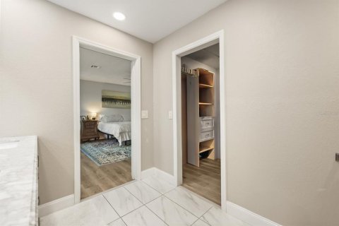 Villa ou maison à vendre à Grand Island, Floride: 4 chambres, 240.25 m2 № 2196701 - photo 2